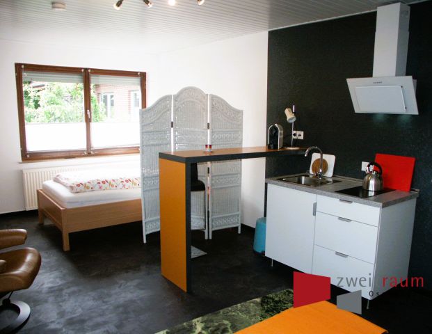 Wüste, kleines, komplett möbliertes 1-Raum-Apartment. - Photo 1