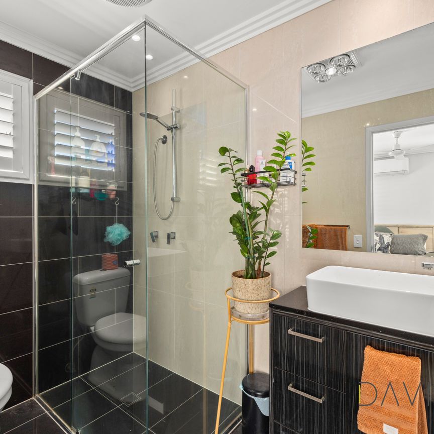 8/3 Bradford Street, Labrador QLD 4215 - Townhouse For Rent | Domain - Photo 1