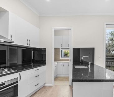 2/12 Stradbroke Crescent, Mulgrave - Photo 5