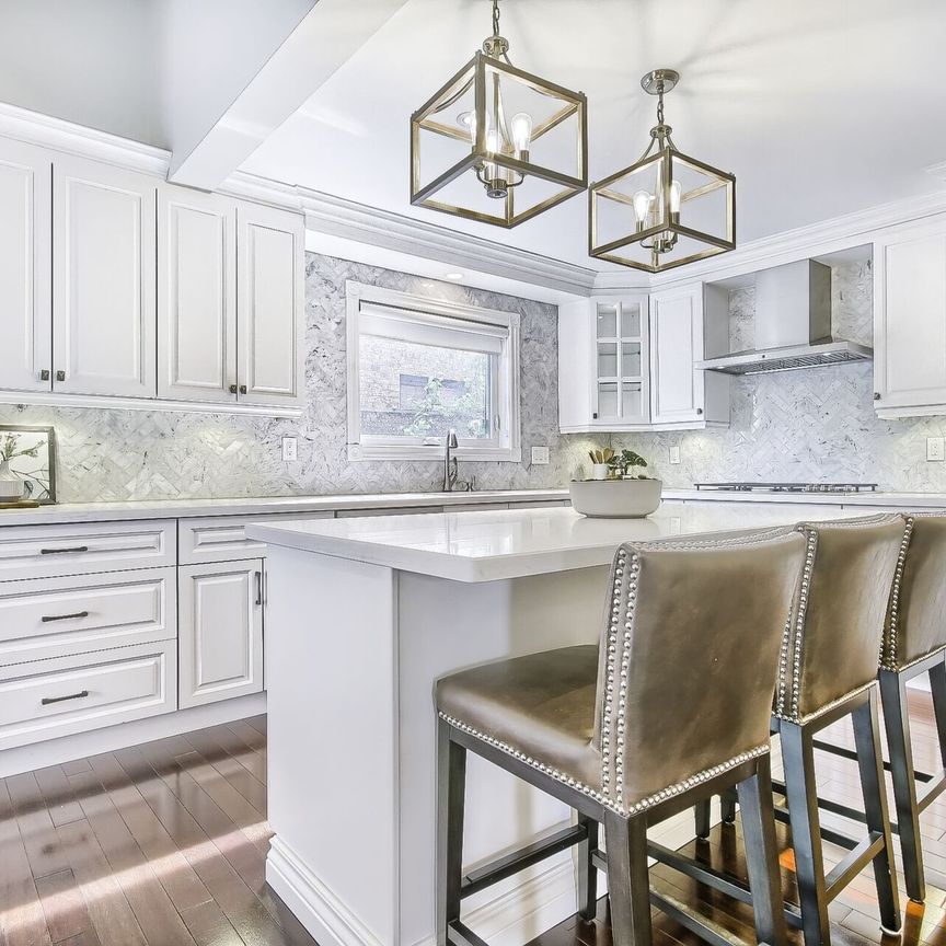 For Lease - 2279 Grand Ravine Drive, Oakville, Ontario - Photo 1