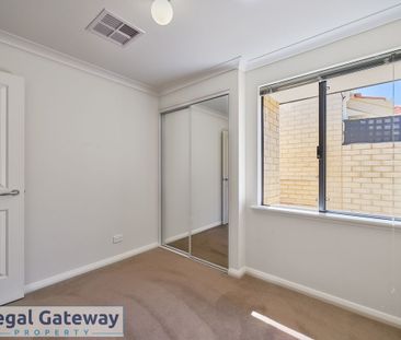 3/20 Twilight Mews, AUBIN GROVE WA 6164 - Photo 5