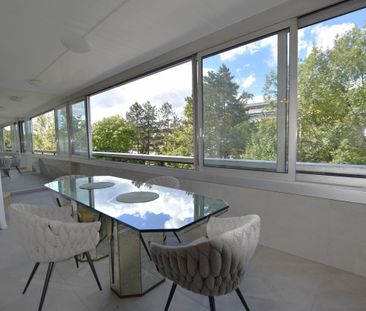 LUXUEUX ET SPACIEUX APPARTEMENT TRAVERSANT DANS RÉSIDENCE DE LUXE - Photo 4