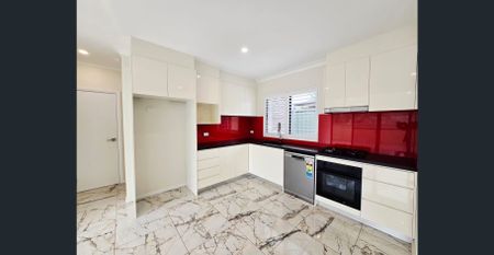 Prime St Marys Living - Conveniently Located Near Transport & Shops! Water and Electricity Included. - Photo 5