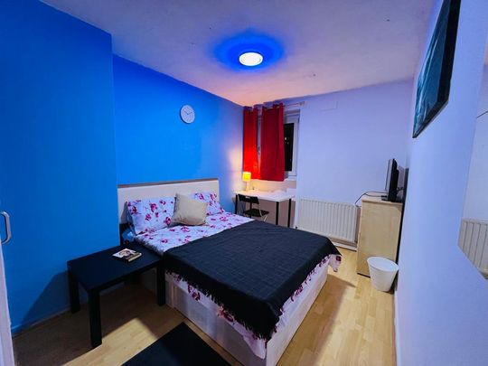 RM3 Ben Jonson Road | Stepney Green | London | E1 3NJ - Photo 1