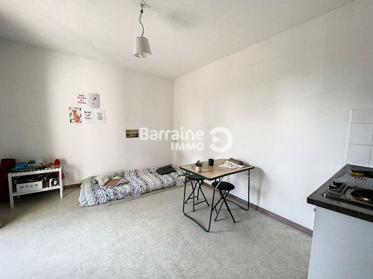 Location appartement à Brest 19m² - Photo 1