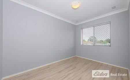 Cozy unit! - Photo 3