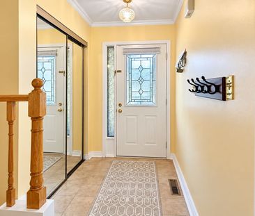 For Lease - 1537 Cuthbert Avenue, Mississauga, Ontario - Photo 2