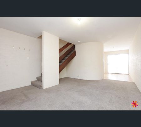 13/373 Canning Highway, Como, WA 6152 - Photo 2