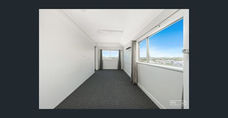 High-Set Living with Stunning City Views in Yeppoon - Photo 3