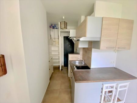 Location appartement 1 pièce, 12.21m², Boulogne-Billancourt - Photo 2