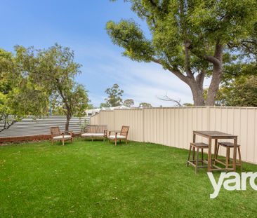 2/1 Stratford Street, EAST FREMANTLE WA 6158 - Photo 1