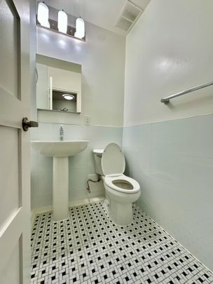 For Lease - 1291 Bayview Avenue Unit# 309, Toronto, Ontario - Photo 1