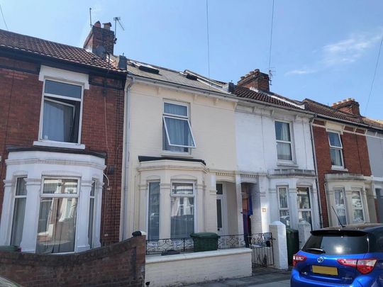 5 bedroom terraced house to rent - Photo 1