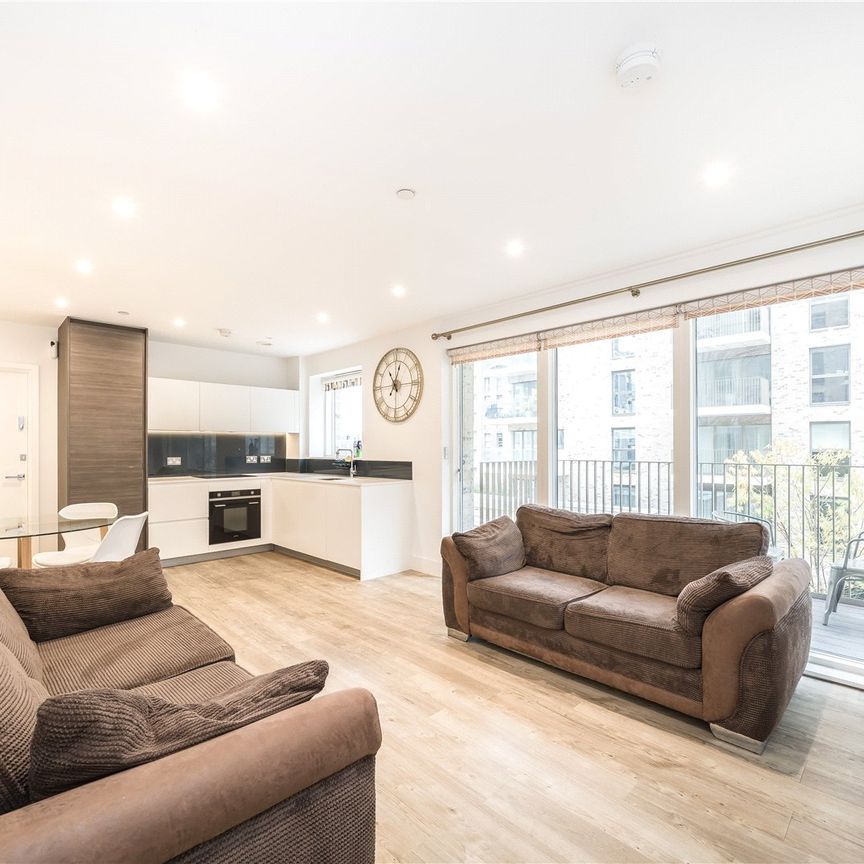 Pegler Square, London, SE3 9GW - Photo 1