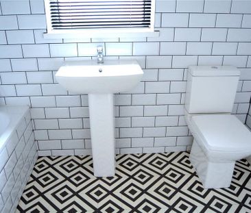 6 bedroom house to rent - Photo 3