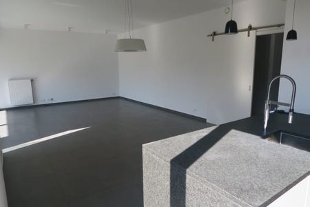 Appartement te huur - Foto 2