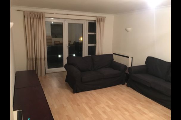 2 Bed Flat, Jardine Road, E1W - Photo 1