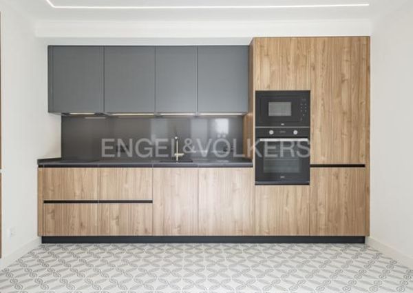 Apartamento T4 em Lisboa