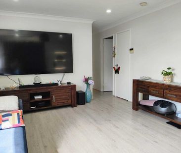 Freestanding Villa - Photo 3