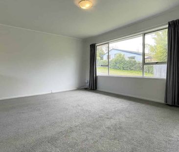 Newly Refurbished Two Bedroom - Photo 1