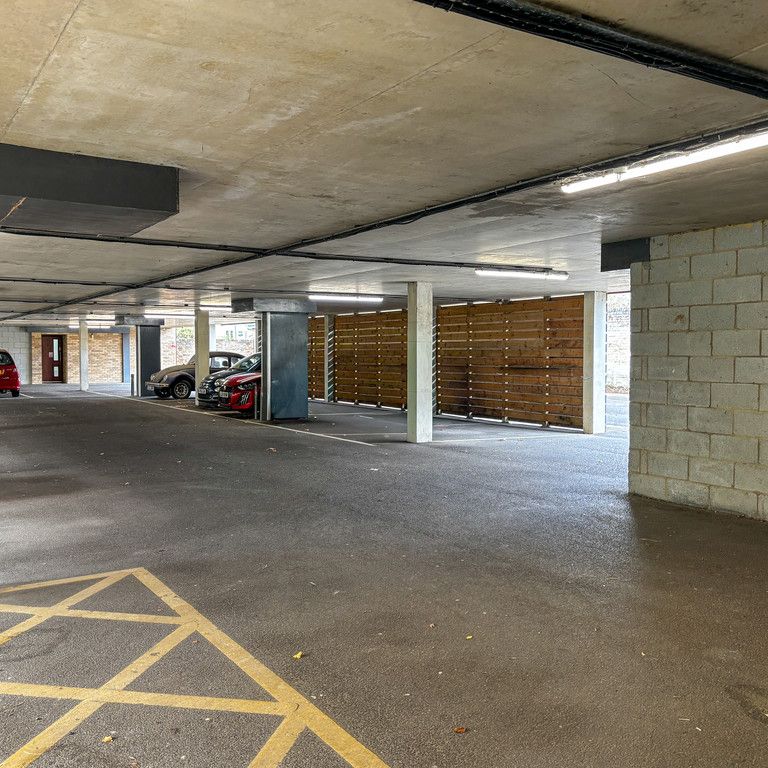 High Street, Trumpington - Photo 1