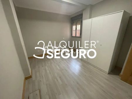 Piso en alquiler en Ciudad Lineal - Foto 3
