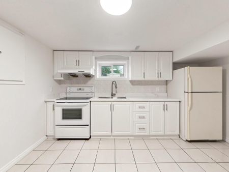 For Lease - 71 Clydesdale Drive Unit# Basement, Toronto, Ontario - Photo 2