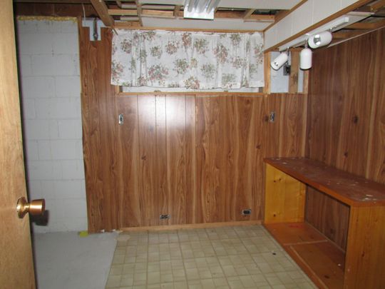 For Lease - 21 Black Creek Boulevard, Toronto, Ontario - Photo 1