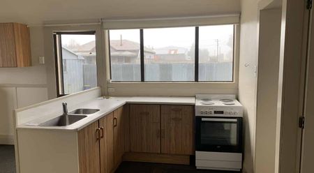 East Gore - Two bedroom Home - $400 pw - Photo 2