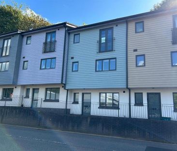 3 bedroom terraced house to rent - Photo 4