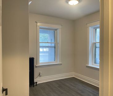 For Lease - 987 Main Street Unit# 1, Hamilton, Ontario - Photo 6