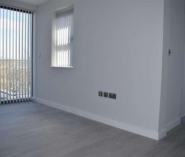 Mantra House, George Lane, South Woodford, E18 - Photo 2