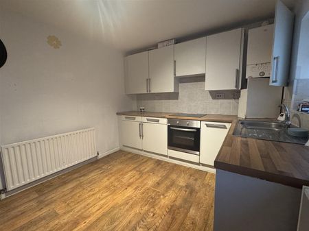 Wain Close, Eastfield, Scarborough - Photo 4