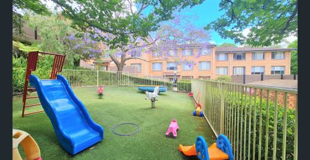 Newly renovated Contemporary quality low-rise HOME in tranquil bushland setting - Photo 5