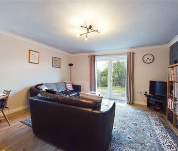 Ash Grove, Kingsclere, Newbury, Hampshire, RG20 - Photo 2