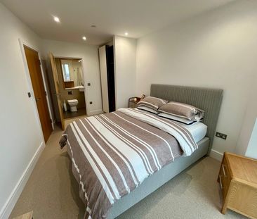 Room in a Shared Flat, High Street, E15 - Photo 5