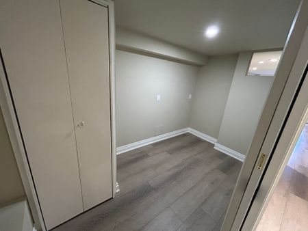 For Lease - 2 Rougecrest Drive Unit# Lower, Markham, Ontario - Photo 5