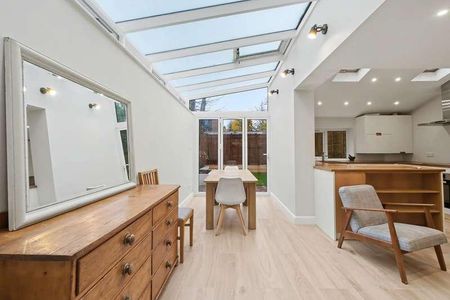 Lancaster Road, London, N4 - Photo 3