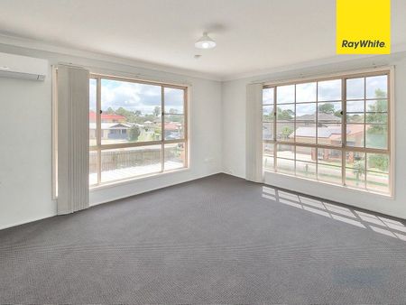 Spacious Family Living - 4 Bedrooms, 3 Bathrooms - Photo 4