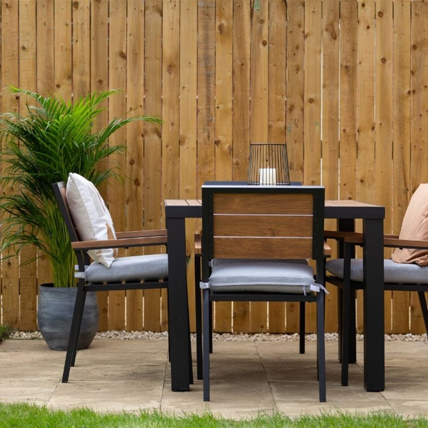 Casa at Westmoor Grange, Doncaster, DN3 - Photo 1