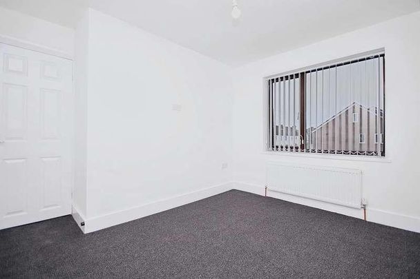 Liverpool Road, Widnes, WA8 - Photo 1