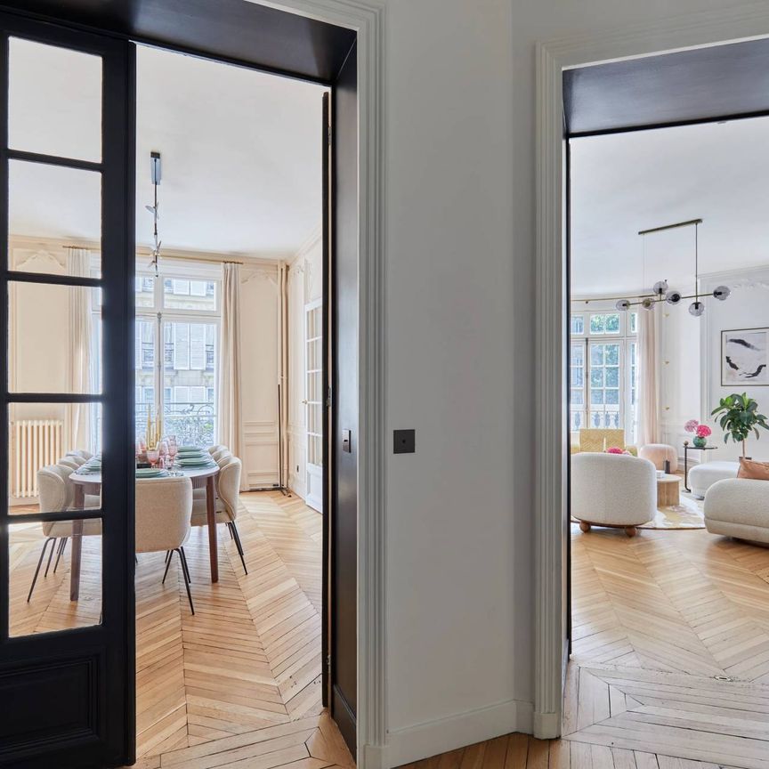 Location appartement, Paris 8ème (75008), 7 pièces, 221 m², ref 85084485 - Photo 1