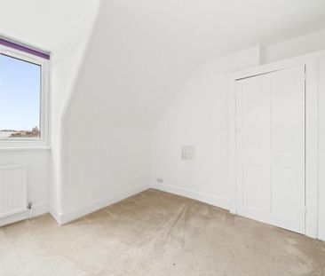 3 bedroom apartment to rent - Photo 6