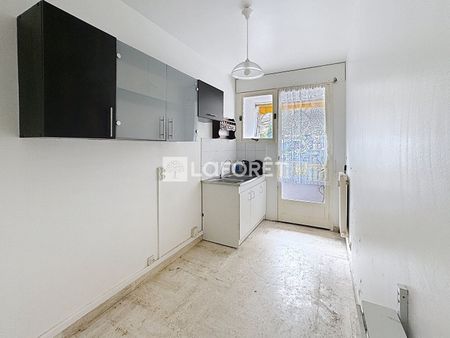Apartment - Photo 2