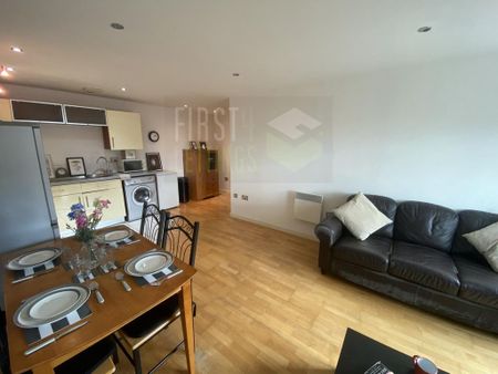 2 bedroom apartment to rent - Photo 4