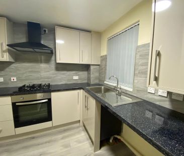 4 Bedroom Semi Detached - Photo 6