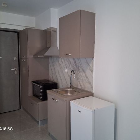Studio/Γκαρσονιέρα για ενοικίαση Πλατεία Εβραίων (Λάρισα) - Photo 3