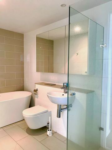 2Bedrooms, 2Bathrooms - Photo 5