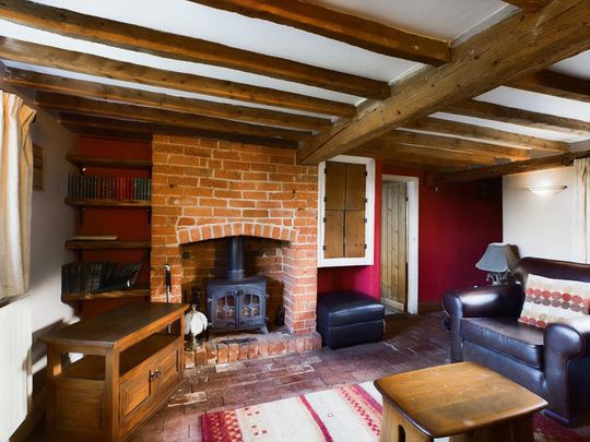 3 bedroom cottage to rent - Photo 1