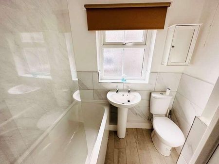 New Road, Skewen, Neath, SA10 - Photo 4